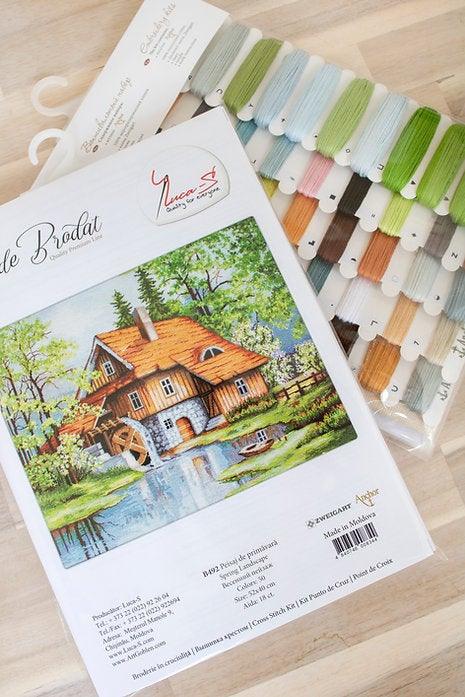 Spring landscape B492L Counted Cross-Stitch Kit-4