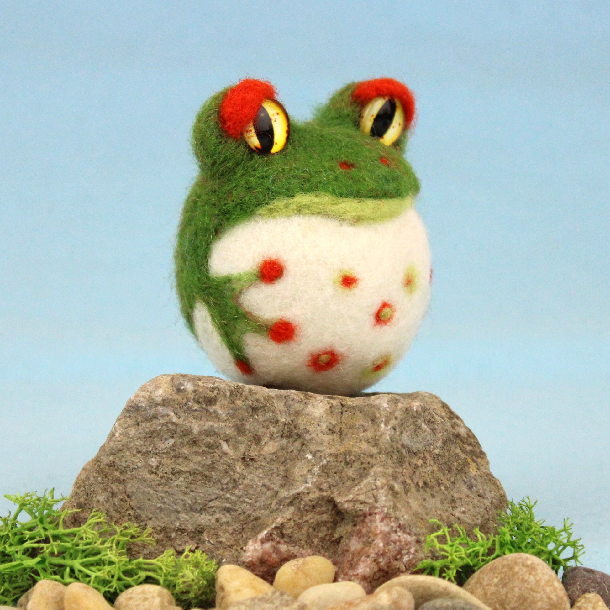 Felting Kit - Round Frog Needle Felt Kit-3